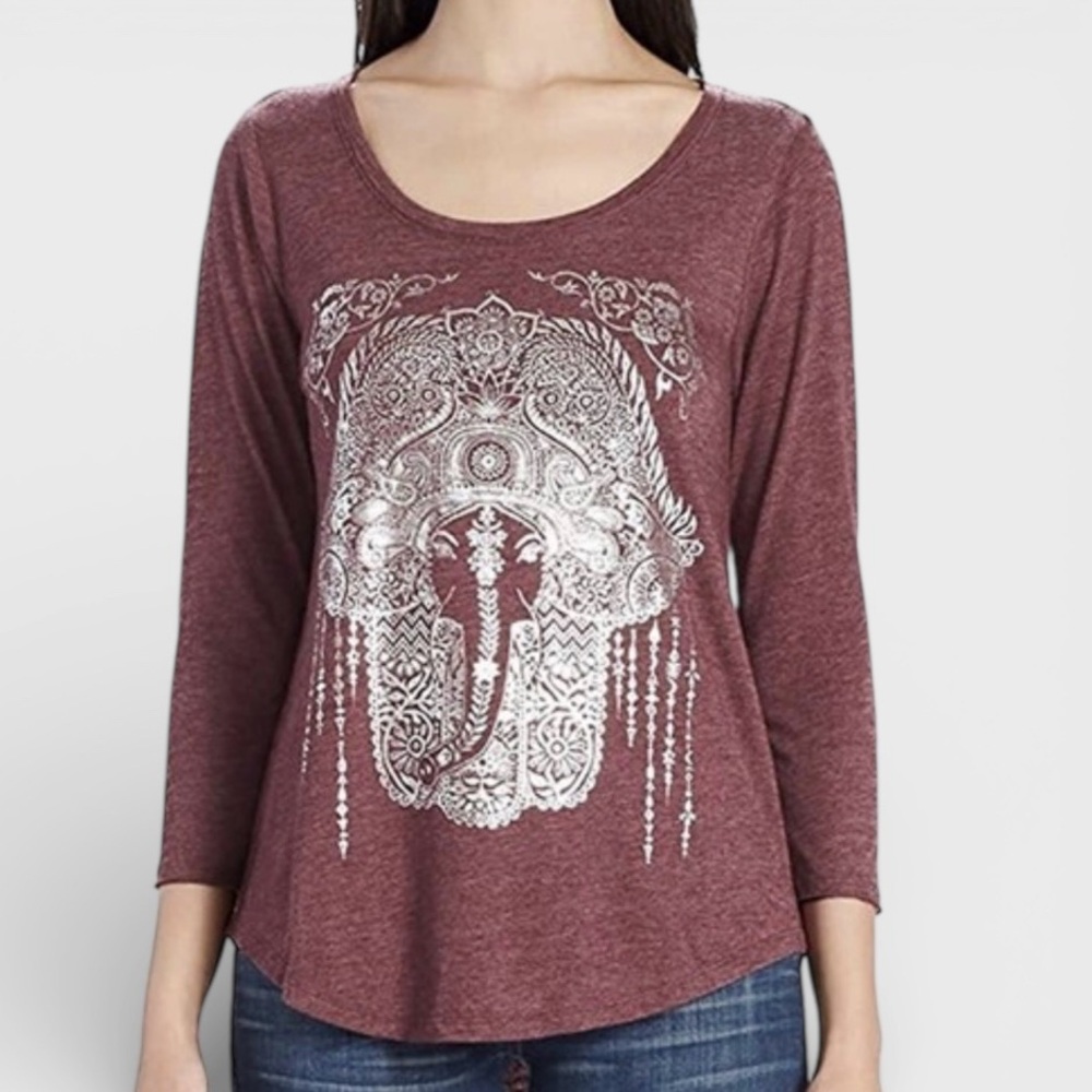 405 10/$50🏄🏻‍♀️ Lucky Brand 3/4 Sleeve Silver Elephant Top